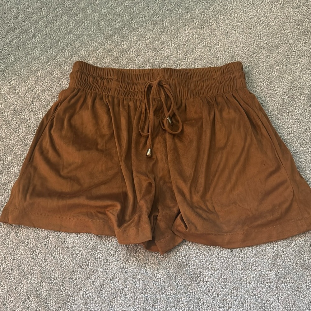 Suede like Loose Fitting Shorts